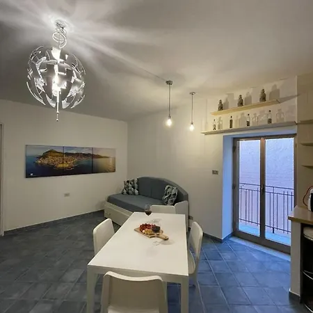Al Cortile Apartment *